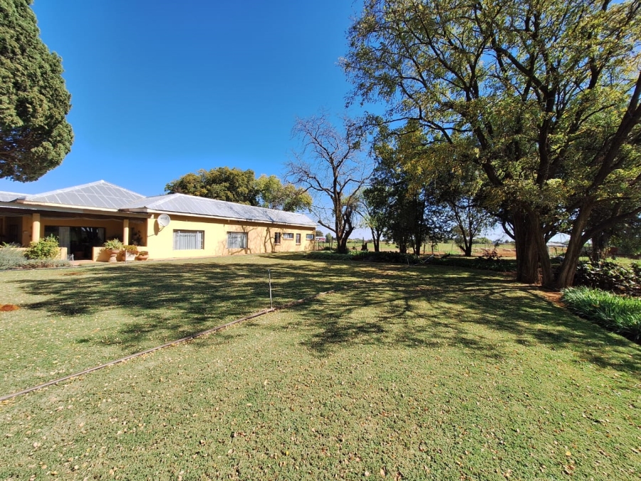 Commercial Property for Sale in Bainsvlei Free State